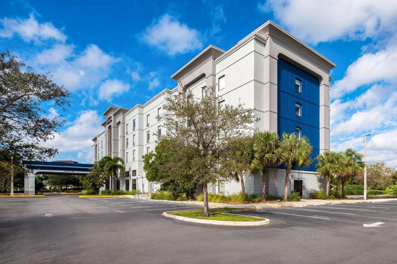 Hampton Inn & Suites Ft. Lauderdale/West-Sawgrass/Tamarac, Fl מראה חיצוני תמונה